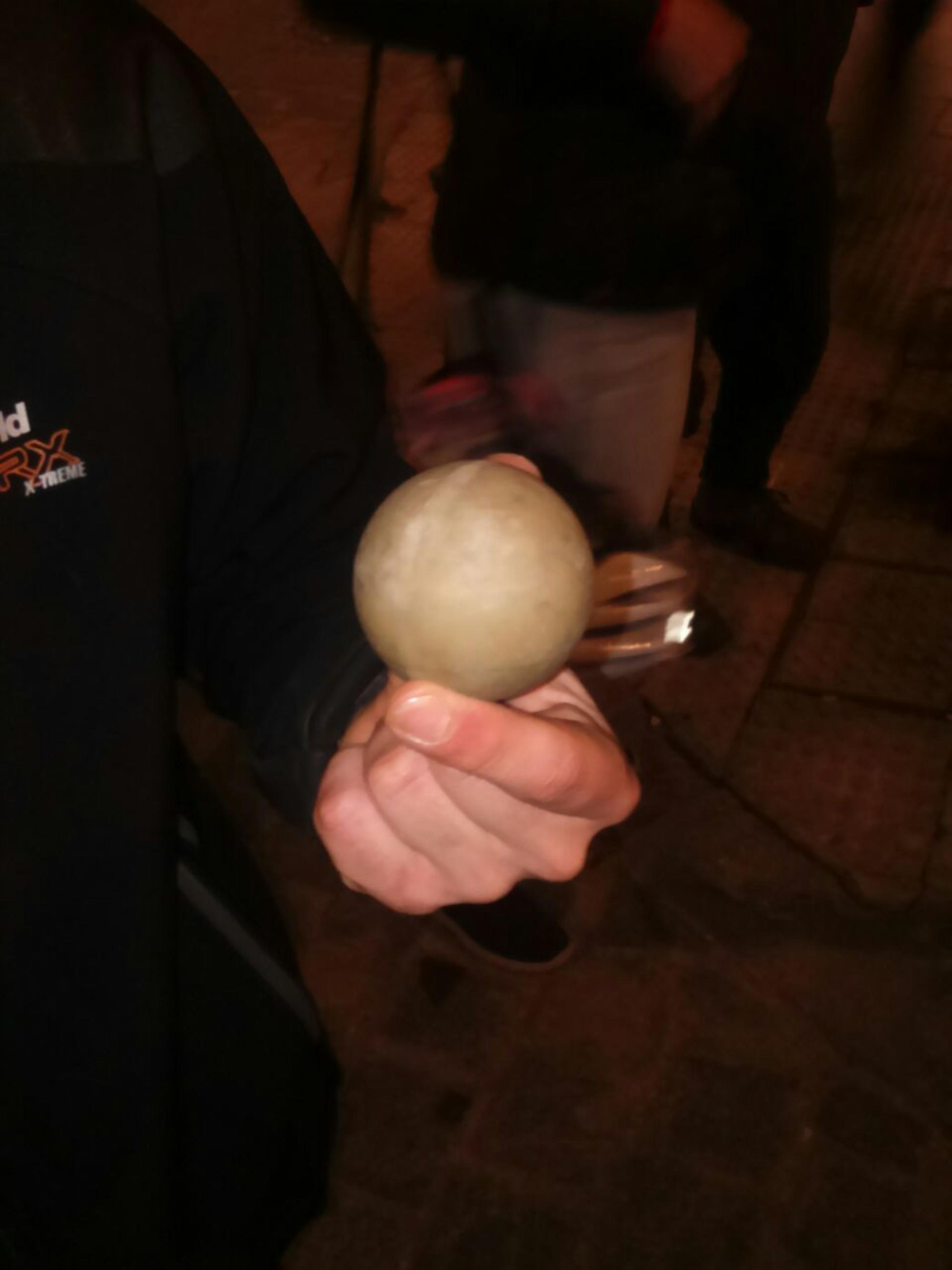 Pelota de goma.